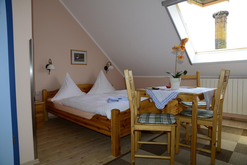 Hotel Landpension Adebar Linum Zimmer foto